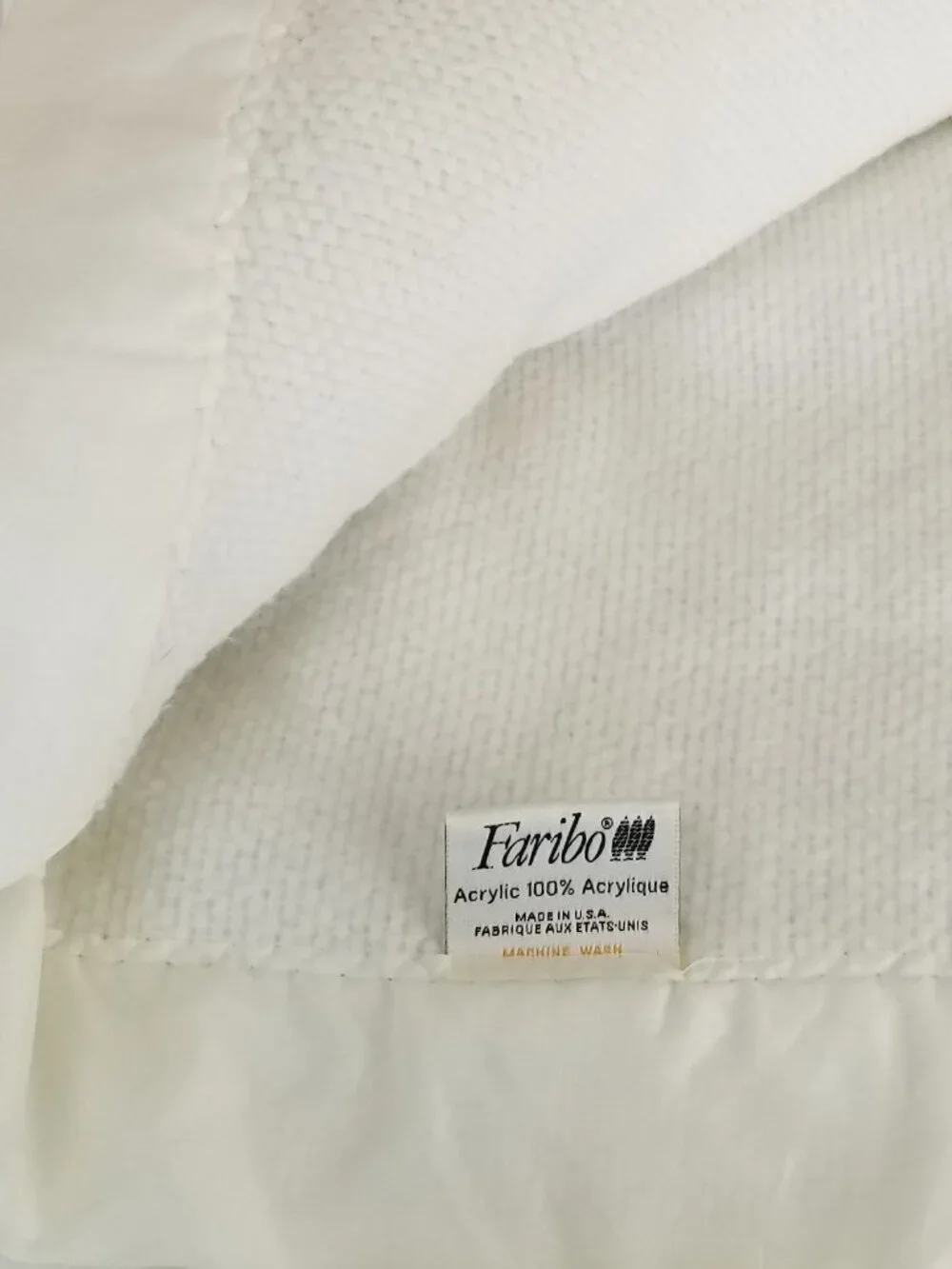 Faribo Satin Trim Blanket Ivory Queen Size Made in the USA Faribault, Minnesota